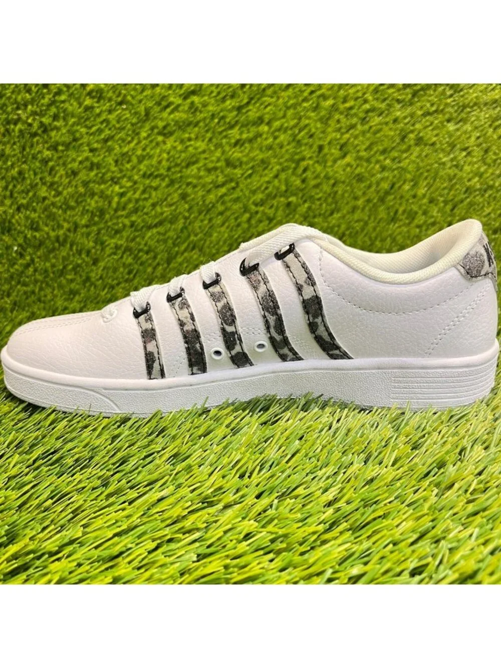 K-Swiss Court Pro II Leopard Womens Size 8 White Black Athletic Shoes Sneakers
